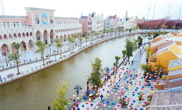 Vinpearl Land giảm giá vé cho người miền Trung, Tây Nam Bộ