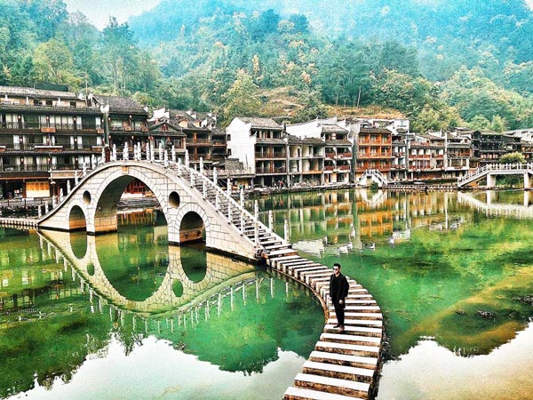 Ghé thăm 7 cổ trấn nghìn năm tuổi đẹp ngất ngây ở Trung Quốc