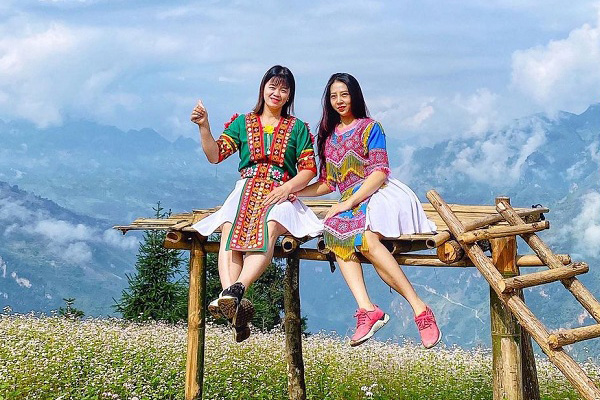 Du lịch Hà Giang tháng 10 ngắm hoa tam giác mạch