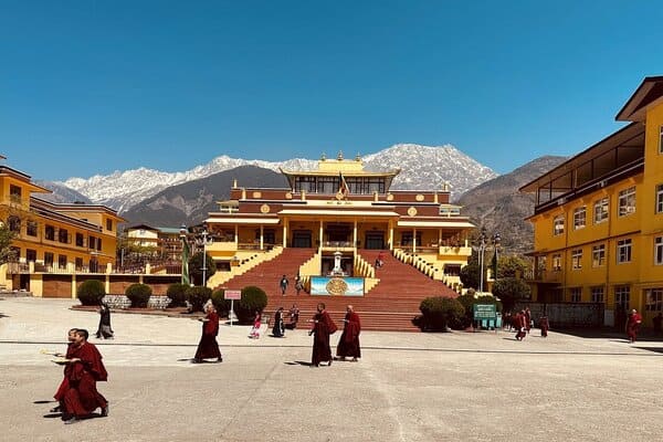 Tour Hành Hương Dharamshala 6 Ngày 5 Đêm Trọn Gói Giá Tốt Nhất