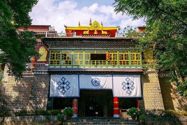 Tour Hành Hương Dharamshala 6 Ngày 5 Đêm Trọn Gói Giá Tốt Nhất