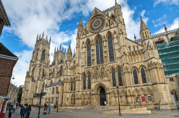 Tour Anh Scotland Du Xuân 2027 – 9 Ngày 8 Đêm