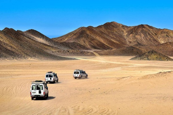 TOUR AI CẬP