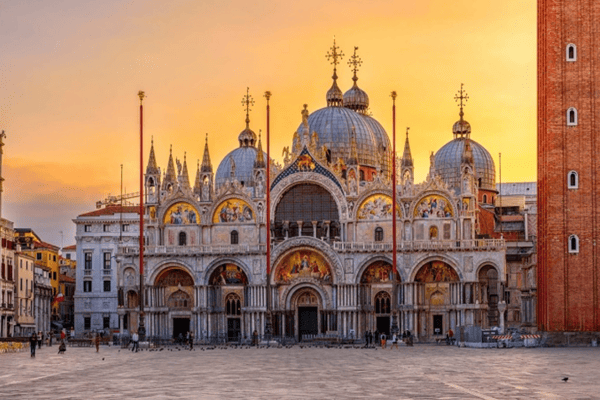 Tour Du Lịch Châu Âu 10 Ngày: Pháp – Thụy Sĩ – Ý – Vatican | Turkish Airlines
