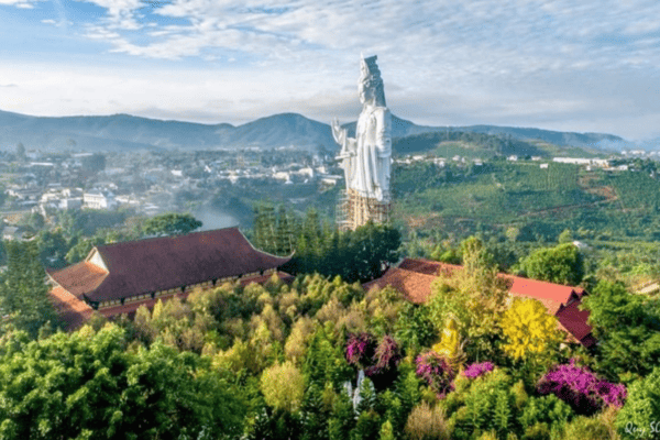 Tour Đà Lạt Săn Mây 3N3Đ | Langbiang Land – Quê Garden – Thung Lũng Các Vị Thần