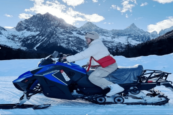 Tour Thành Đô – Cửu Trại Câu 6N5Đ | Trượt Tuyết & Ngắm Cảnh Tuyết | Sichuan Airlines