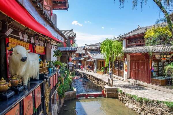 TOUR LE GIANG - DAI LY