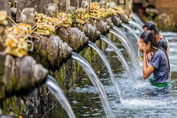 TOUR BALI